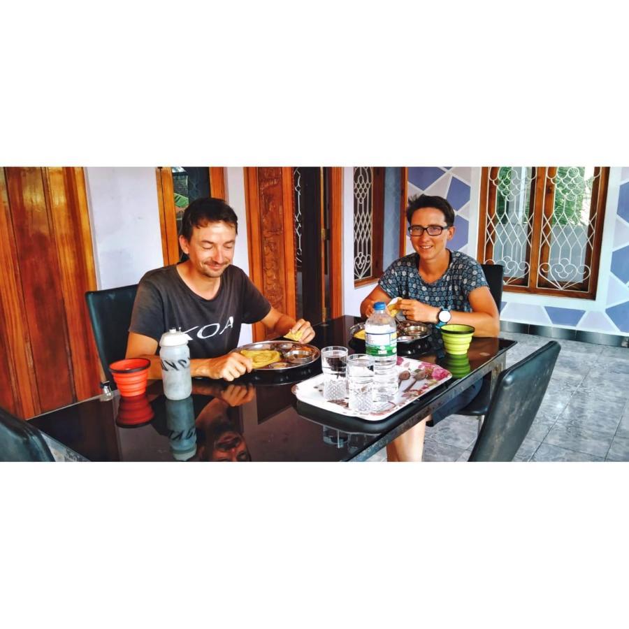 Nallur Holidays Inn Jaffna Kültér fotó