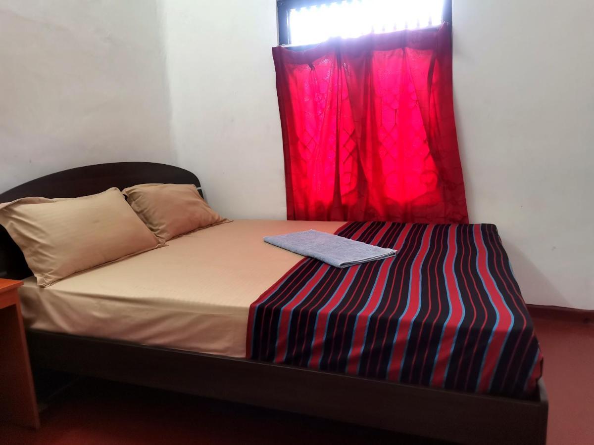 Nallur Holidays Inn Jaffna Kültér fotó