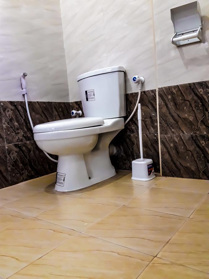 Nallur Holidays Inn Jaffna Kültér fotó