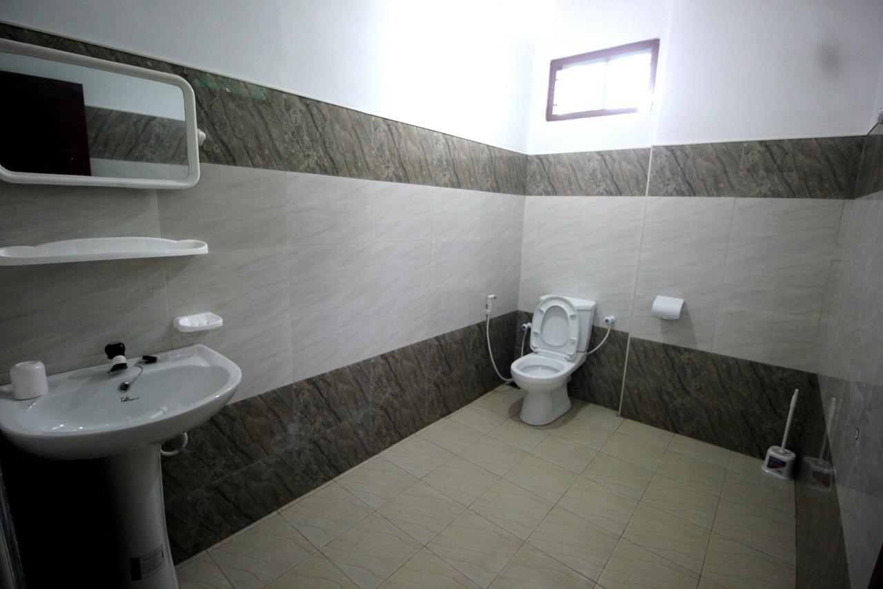 Nallur Holidays Inn Jaffna Kültér fotó